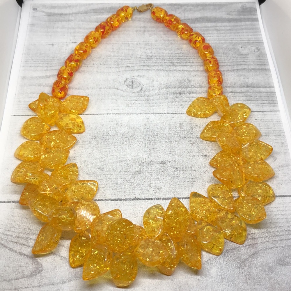 Vintage faux amber chunky statement necklace